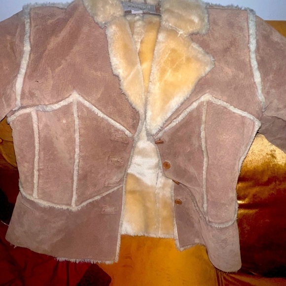 Vintage(2004)Wilson’s Genuine suede coat only worn once. Medium fit. - Picture 1 of 2